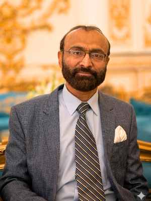 Eyes on the Windshield: My 33-Year Drive.